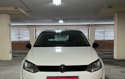 Volkswagen Polo VI (EU Market), 2013 год, 900 000 рублей, 1 фотография