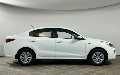 KIA Rio IV, 2018 год, 1 379 000 рублей, 4 фотография