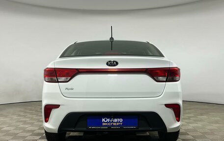 KIA Rio IV, 2018 год, 1 379 000 рублей, 5 фотография