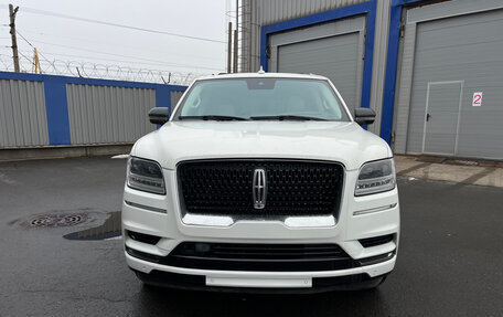 Lincoln Navigator, 2019 год, 7 777 000 рублей, 8 фотография