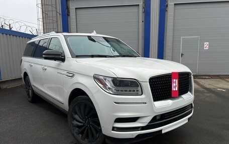 Lincoln Navigator, 2019 год, 7 777 000 рублей, 4 фотография