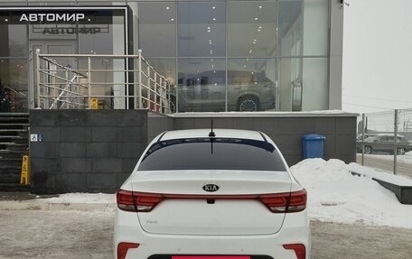 KIA Rio IV, 2017 год, 1 570 000 рублей, 6 фотография