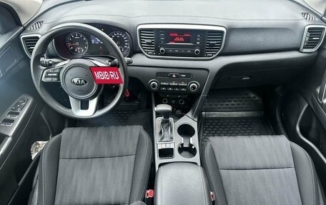 KIA Sportage IV рестайлинг, 2018 год, 2 170 000 рублей, 11 фотография