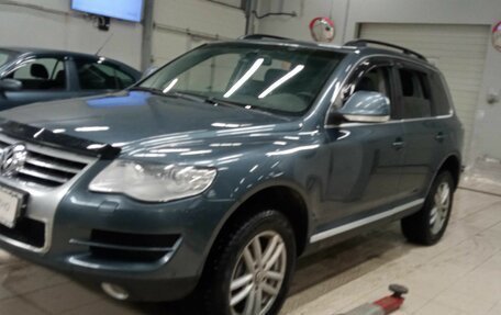 Volkswagen Touareg III, 2006 год, 1 050 000 рублей, 1 фотография