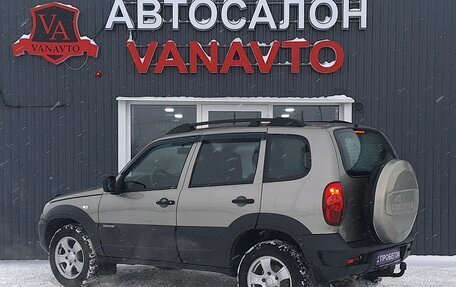 Chevrolet Niva I рестайлинг, 2016 год, 685 000 рублей, 8 фотография