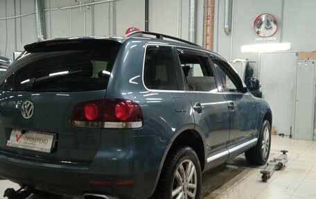 Volkswagen Touareg III, 2006 год, 1 050 000 рублей, 3 фотография