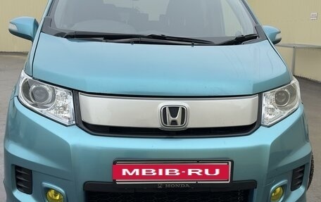 Honda Freed I, 2012 год, 1 395 000 рублей, 3 фотография