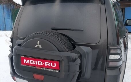 Mitsubishi Pajero IV, 2013 год, 2 650 000 рублей, 4 фотография