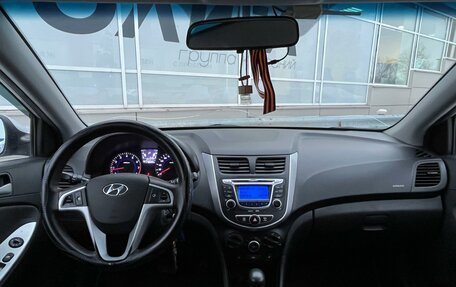 Hyundai Solaris II рестайлинг, 2013 год, 694 000 рублей, 5 фотография