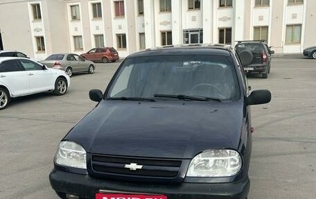 Chevrolet Niva I рестайлинг, 2005 год, 410 000 рублей, 2 фотография