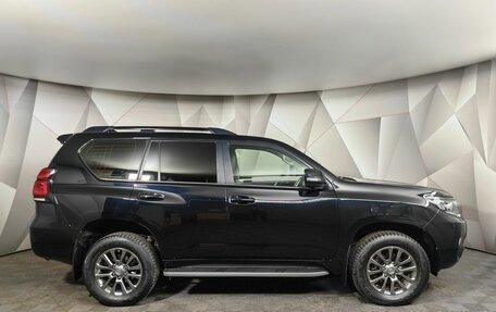 Toyota Land Cruiser Prado 150 рестайлинг 2, 2017 год, 5 190 000 рублей, 6 фотография