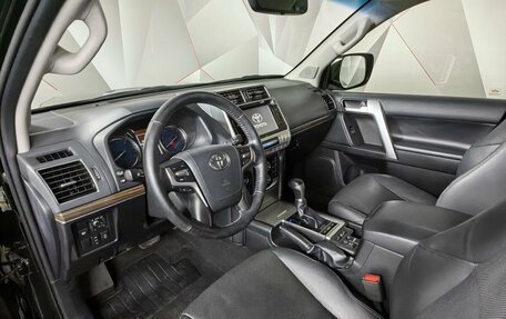 Toyota Land Cruiser Prado 150 рестайлинг 2, 2017 год, 5 190 000 рублей, 14 фотография