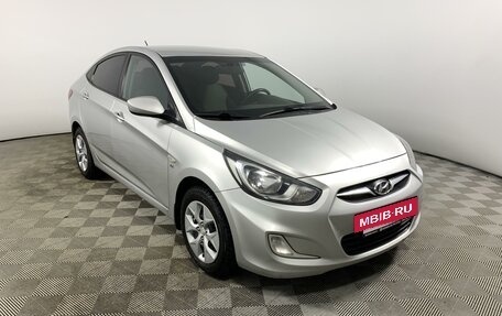 Hyundai Solaris II рестайлинг, 2012 год, 825 000 рублей, 3 фотография