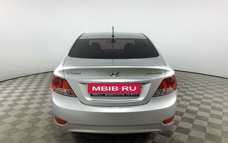 Hyundai Solaris II рестайлинг, 2012 год, 825 000 рублей, 6 фотография