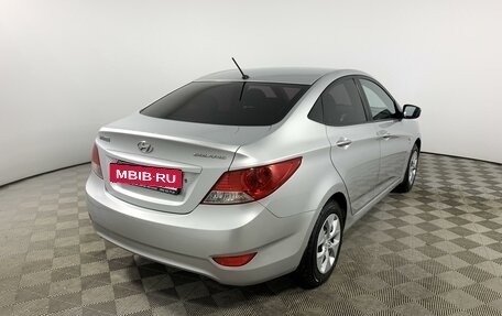 Hyundai Solaris II рестайлинг, 2012 год, 825 000 рублей, 5 фотография