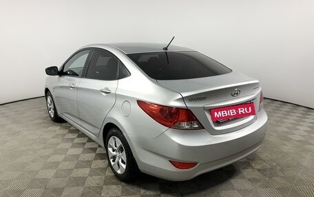 Hyundai Solaris II рестайлинг, 2012 год, 825 000 рублей, 7 фотография