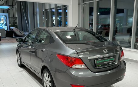 Hyundai Solaris II рестайлинг, 2013 год, 815 000 рублей, 8 фотография