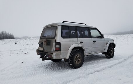 Mitsubishi Pajero III рестайлинг, 1992 год, 280 000 рублей, 2 фотография