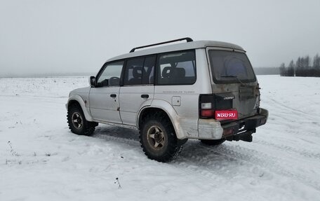 Mitsubishi Pajero III рестайлинг, 1992 год, 280 000 рублей, 1 фотография