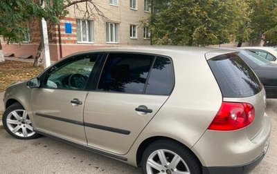 Volkswagen Golf V, 2004 год, 600 000 рублей, 1 фотография