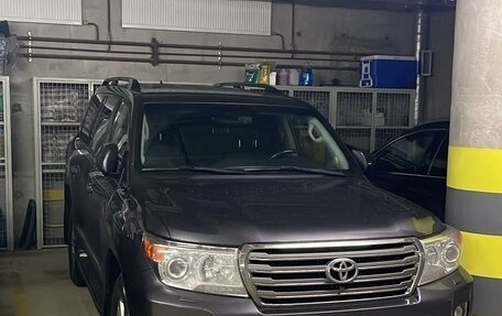 Toyota Land Cruiser 200, 2014 год, 5 555 000 рублей, 1 фотография