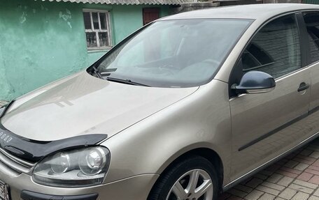 Volkswagen Golf V, 2004 год, 600 000 рублей, 6 фотография