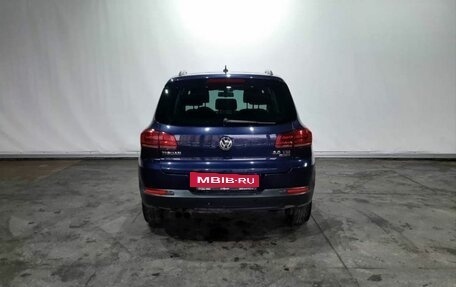 Volkswagen Tiguan I, 2016 год, 1 930 000 рублей, 5 фотография