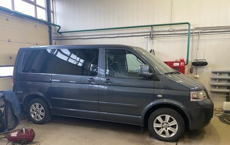 Volkswagen Multivan T5, 2009 год, 1 900 000 рублей, 6 фотография