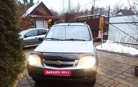 Chevrolet Niva I рестайлинг, 2009 год, 280 000 рублей, 2 фотография