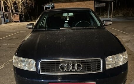 Audi A4, 2003 год, 570 000 рублей, 1 фотография