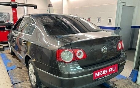 Volkswagen Passat B6, 2008 год, 595 000 рублей, 3 фотография