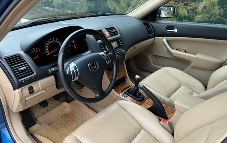 Honda Accord VII рестайлинг, 2003 год, 848 000 рублей, 31 фотография