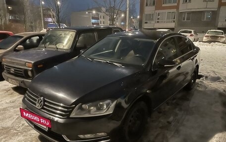 Volkswagen Passat B7, 2011 год, 950 000 рублей, 2 фотография