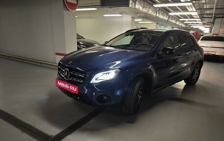 Mercedes-Benz GLA, 2019 год, 3 500 000 рублей, 11 фотография