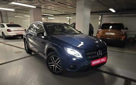 Mercedes-Benz GLA, 2019 год, 3 500 000 рублей, 14 фотография