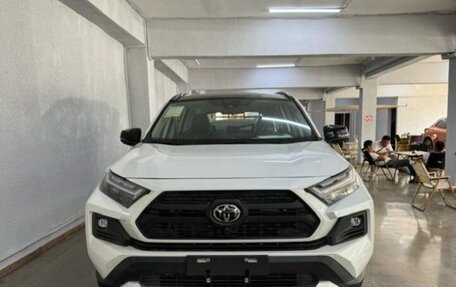 Toyota RAV4, 2024 год, 4 580 000 рублей, 5 фотография