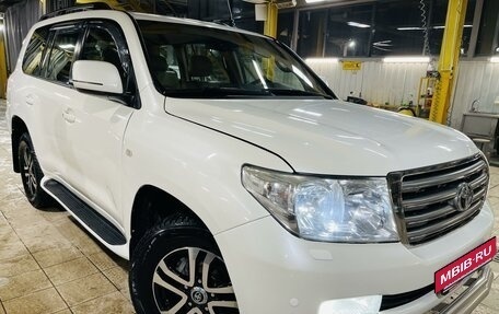 Toyota Land Cruiser 200, 2007 год, 2 499 000 рублей, 4 фотография