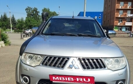 Mitsubishi Pajero Sport II рестайлинг, 2010 год, 1 900 000 рублей, 6 фотография