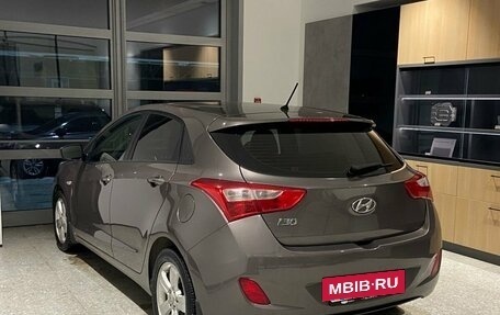 Hyundai i30 II рестайлинг, 2013 год, 1 070 000 рублей, 4 фотография