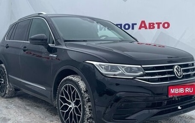 Volkswagen Tiguan II, 2021 год, 3 090 000 рублей, 1 фотография