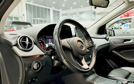 Mercedes-Benz B-Класс, 2016 год, 1 750 000 рублей, 20 фотография