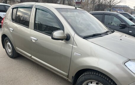 Renault Sandero I, 2010 год, 350 000 рублей, 2 фотография