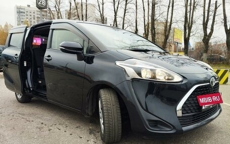 Toyota Sienta II, 2019 год, 1 755 000 рублей, 3 фотография