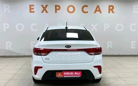 KIA Rio IV, 2018 год, 1 500 000 рублей, 6 фотография