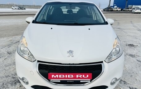 Peugeot 208 II, 2013 год, 854 000 рублей, 8 фотография