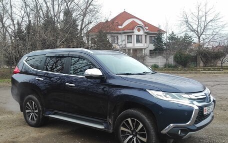 Mitsubishi Pajero Sport III рестайлинг, 2019 год, 3 500 000 рублей, 5 фотография