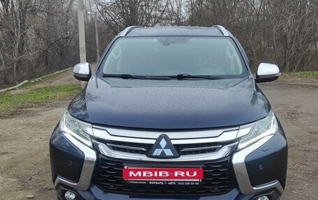 Mitsubishi Pajero Sport III рестайлинг, 2019 год, 3 500 000 рублей, 6 фотография