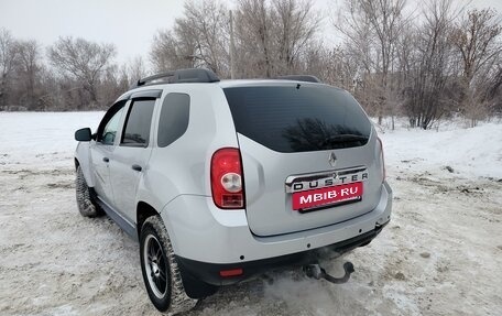 Renault Duster I рестайлинг, 2014 год, 910 000 рублей, 4 фотография