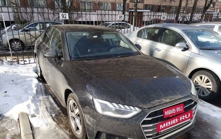 Audi A4, 2020 год, 2 200 000 рублей, 4 фотография