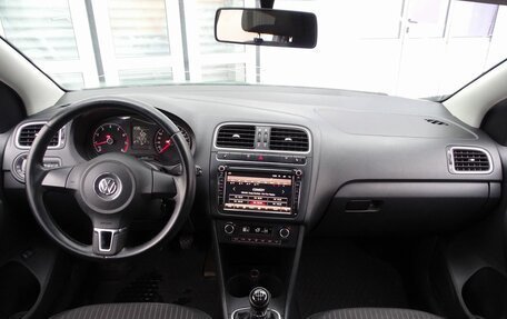 Volkswagen Polo VI (EU Market), 2015 год, 795 000 рублей, 12 фотография